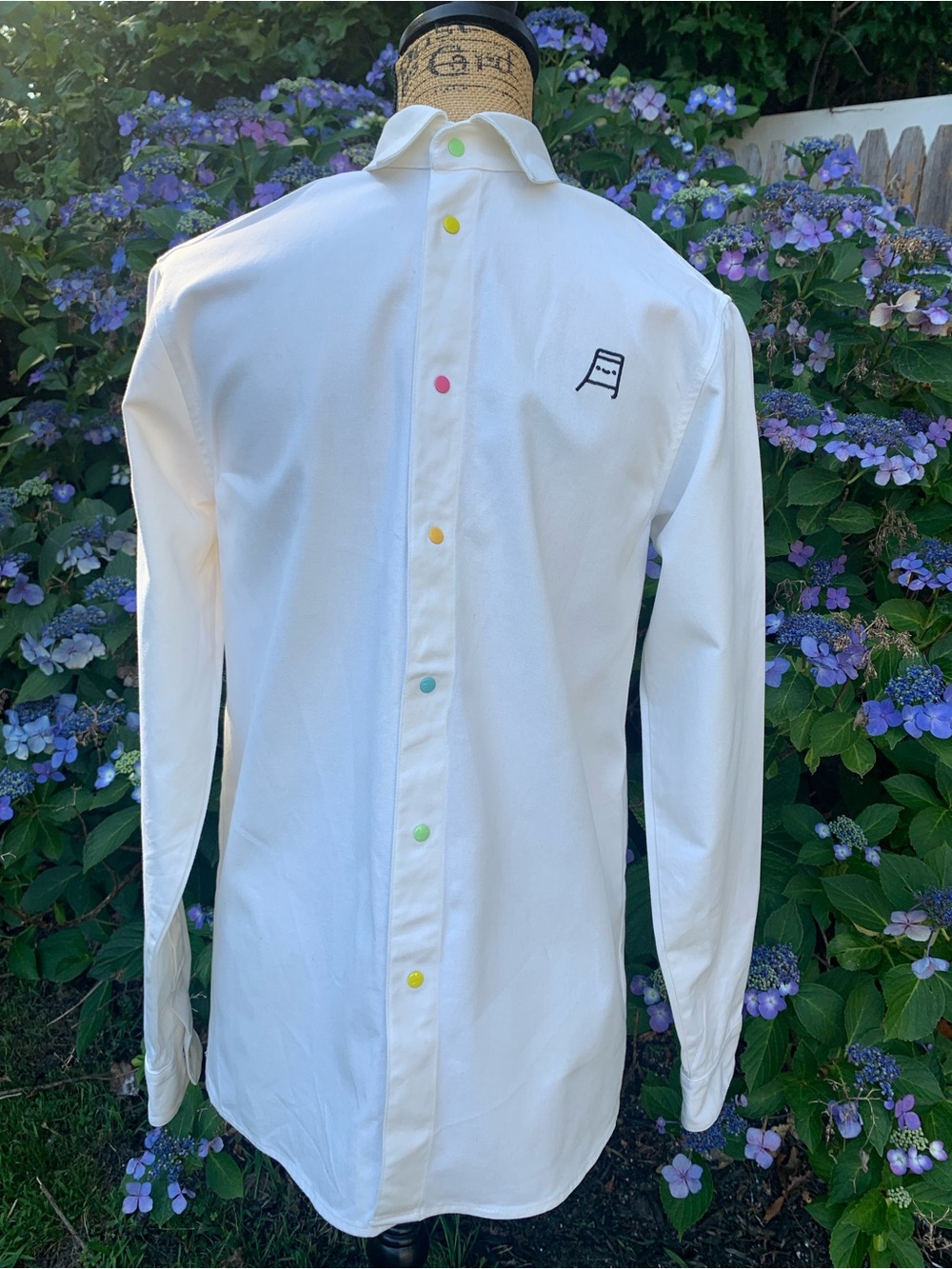 TSUKI 100% cotton Unisex  XS mischief cat white long sleeve shirt LNWOT